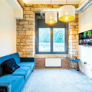 Hayy Corporate In Stanley Mills Huddersfield