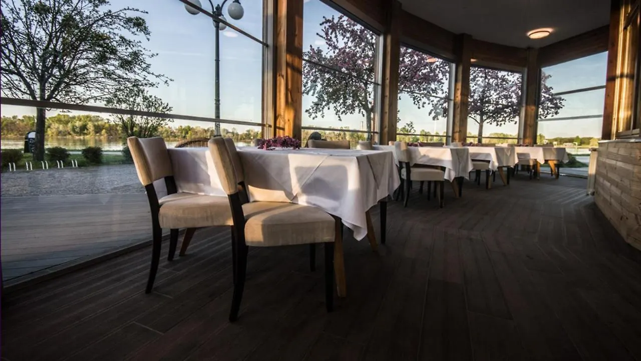Gasthof River Lodge Wien