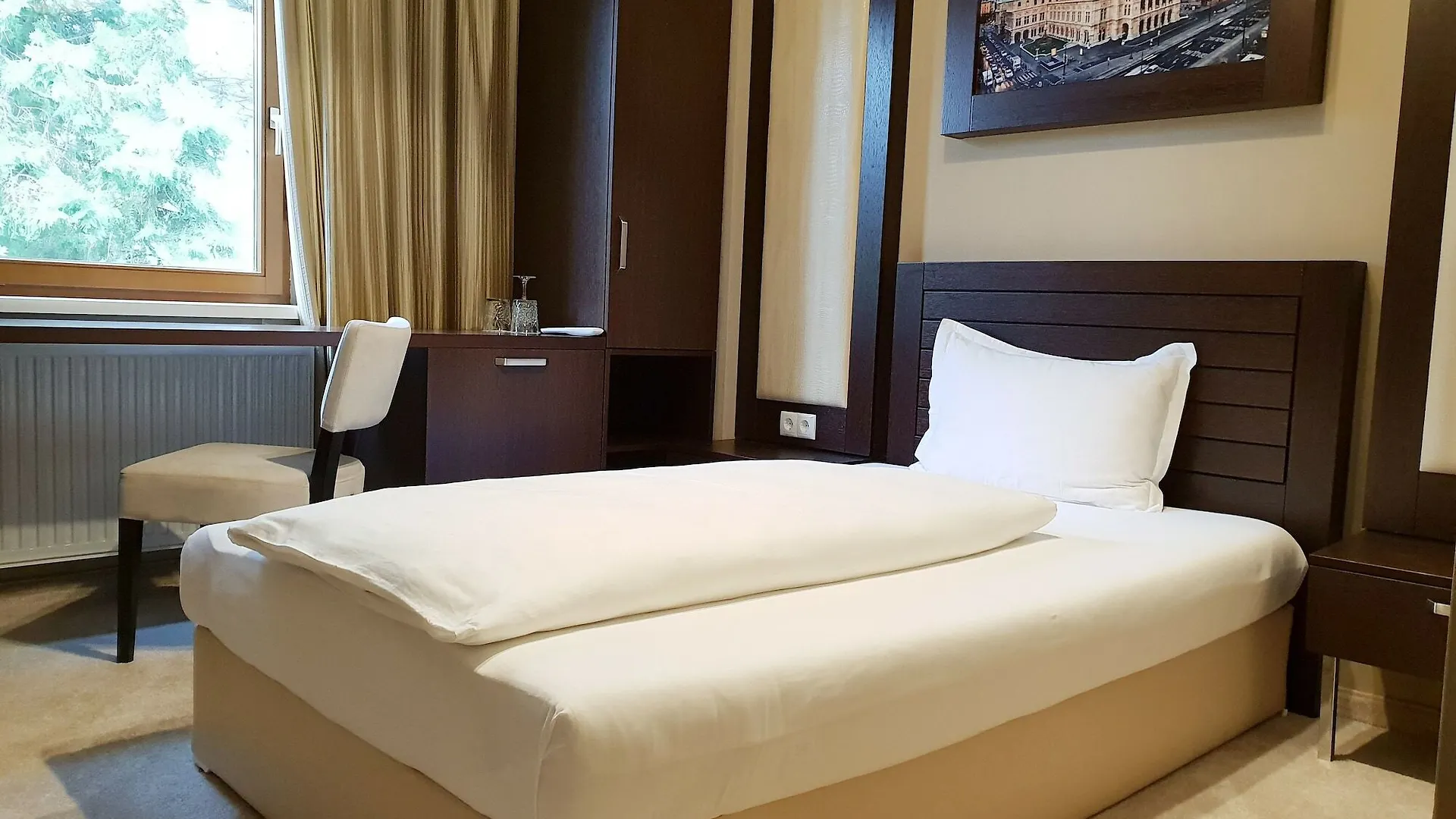 River Lodge Wien 3*,